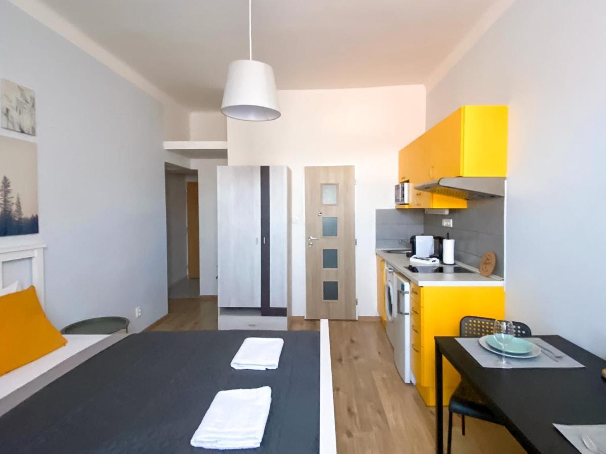 Elso Apartments Prag Exteriör bild