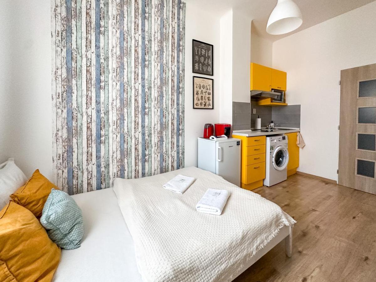 Elso Apartments Prag Exteriör bild
