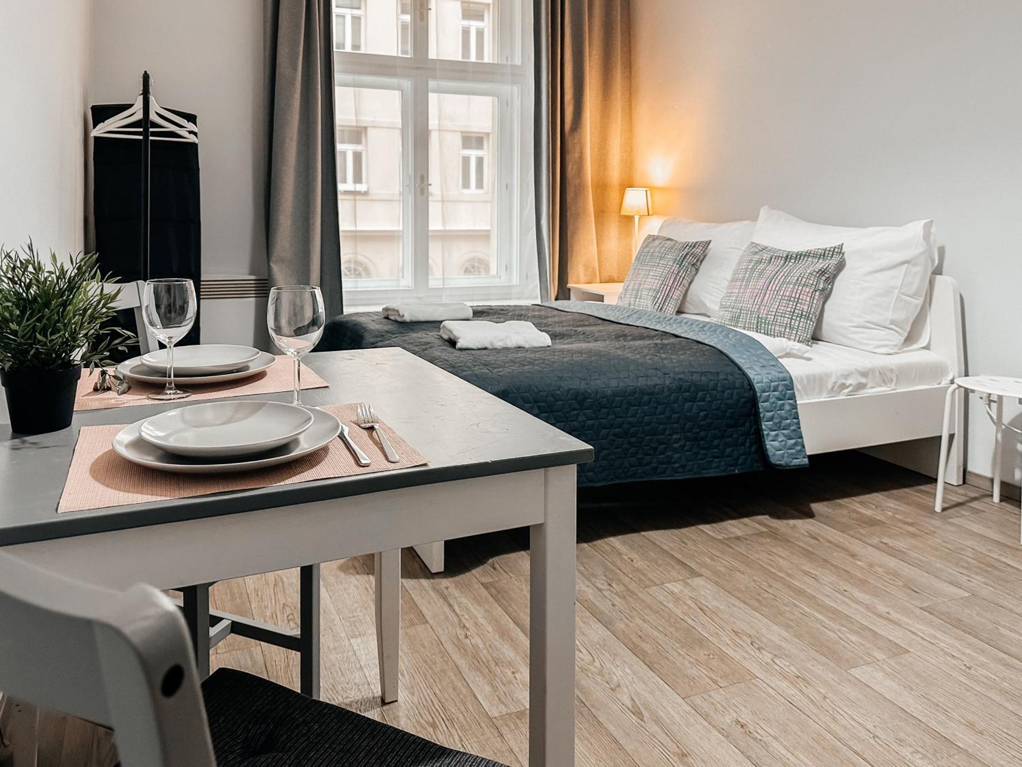 Elso Apartments Prag Exteriör bild